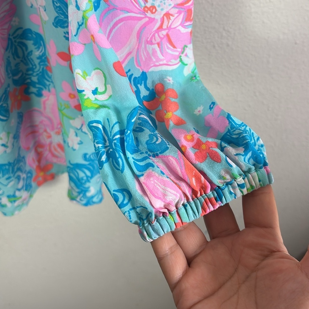 Lilly Pulitzer Elsa 100% Silk Top Blouse in Luscious Lions Surf Blue sz M - Picture 7 of 15